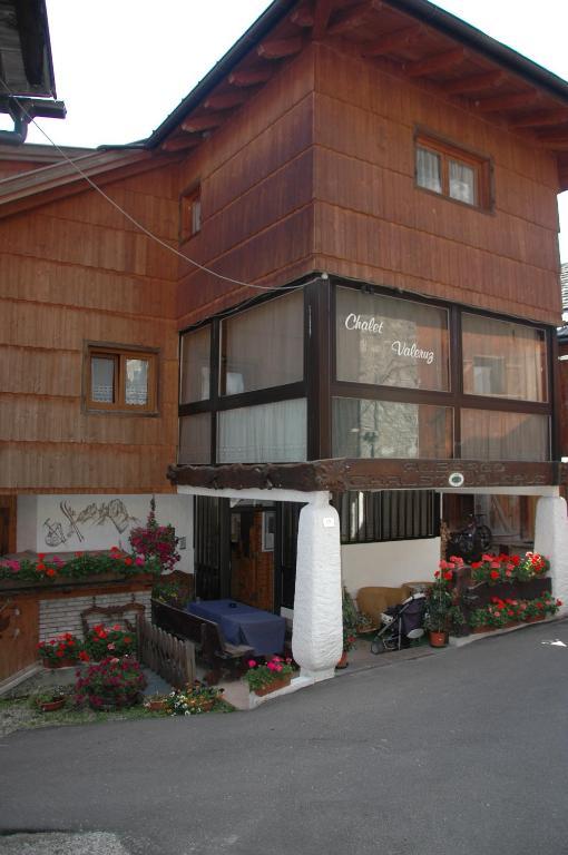 Chalet Valeruz カナツェーイ エクステリア 写真