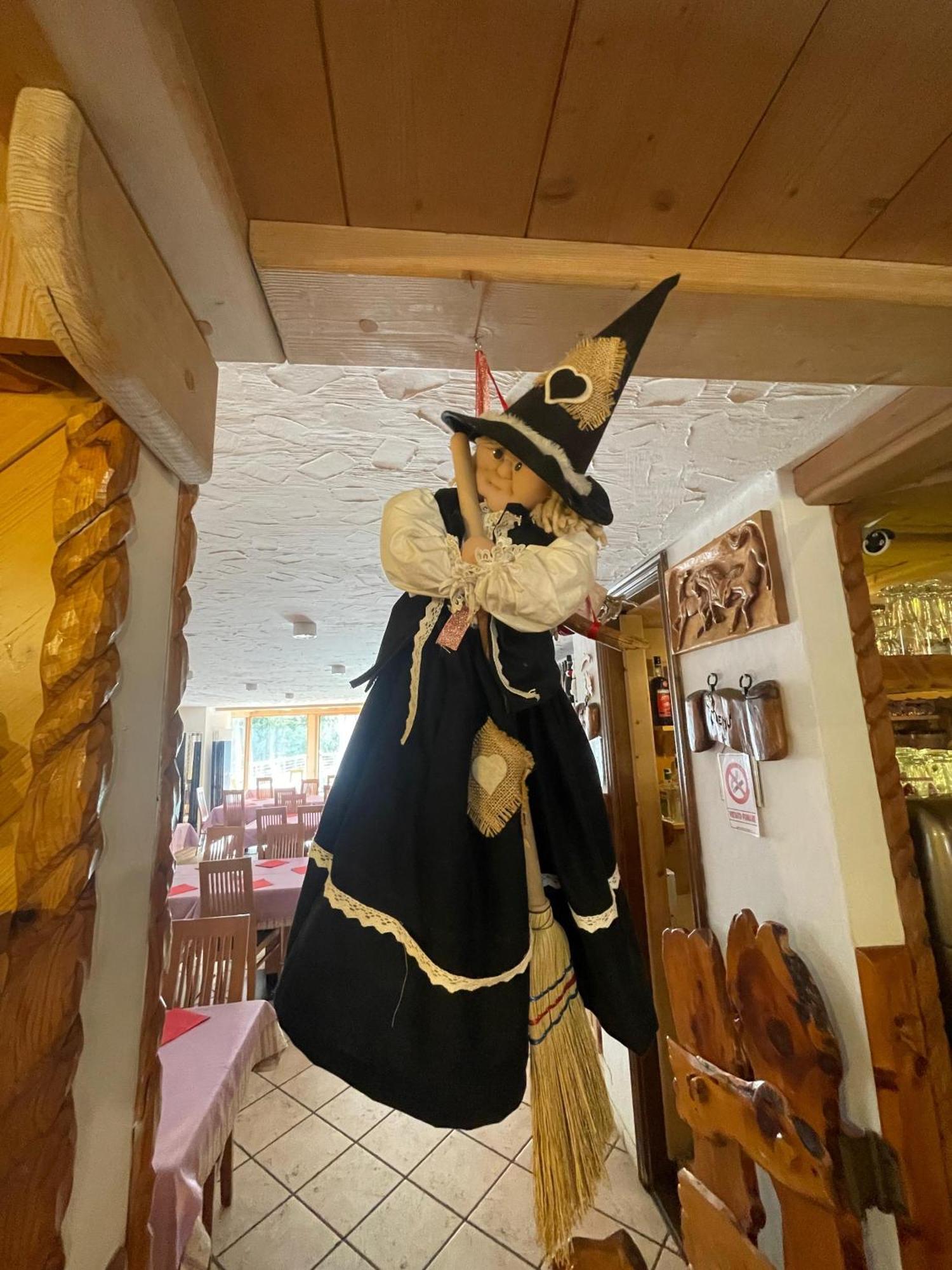 Chalet Valeruz カナツェーイ エクステリア 写真