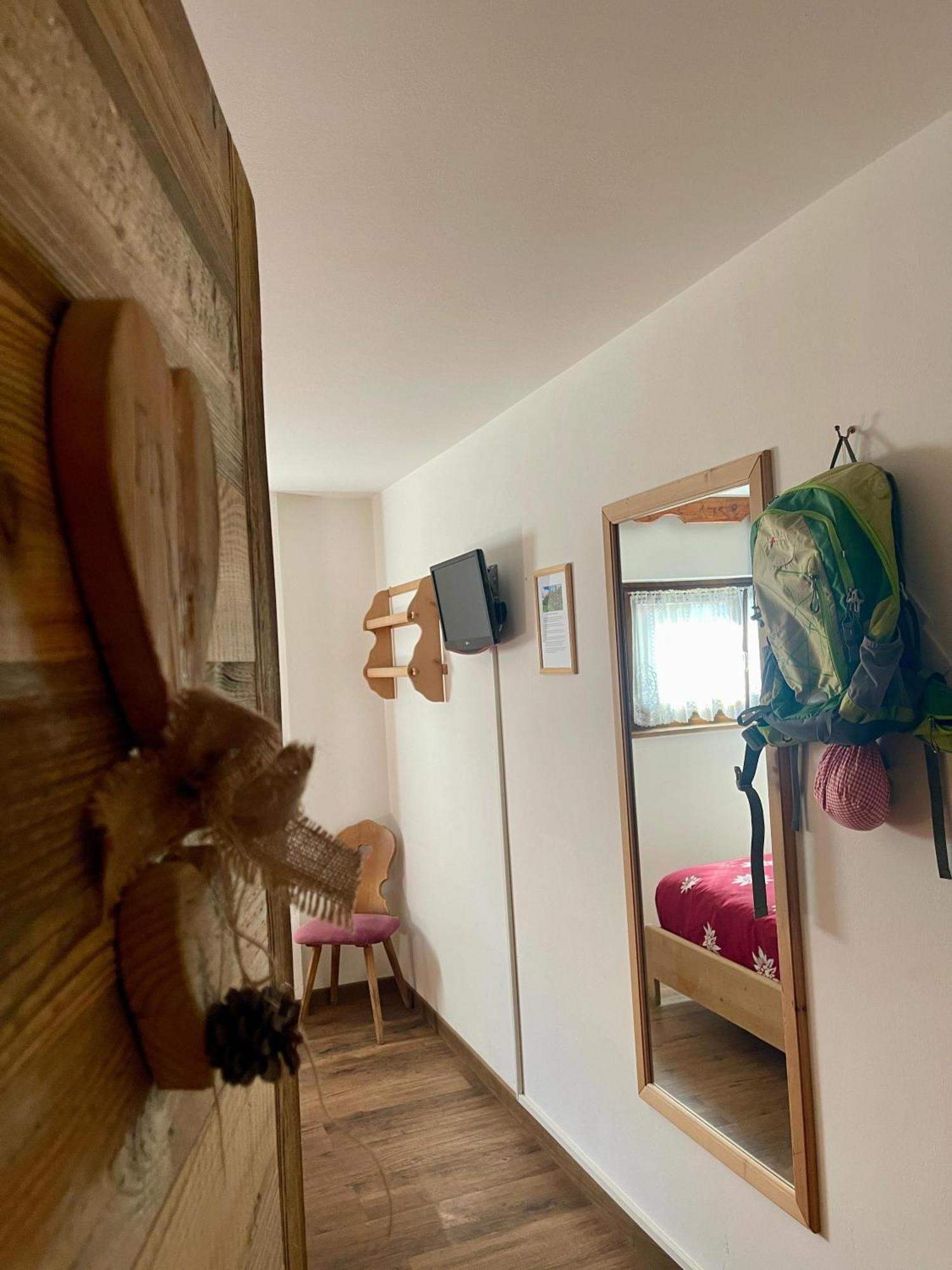 Chalet Valeruz カナツェーイ エクステリア 写真