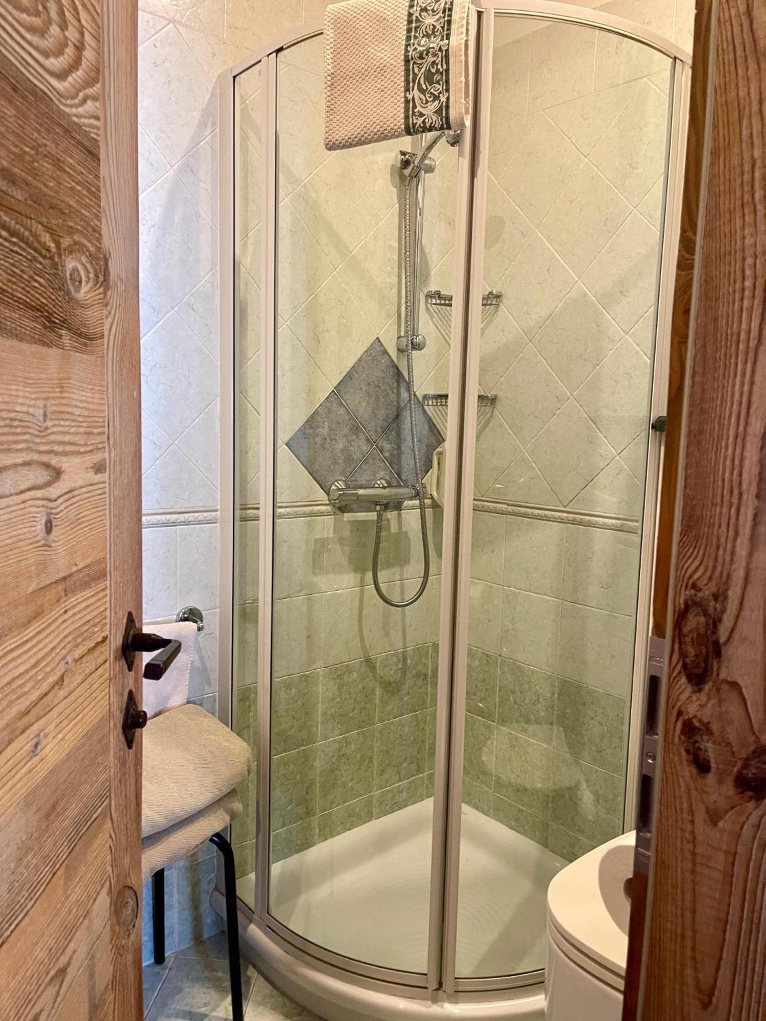 Chalet Valeruz カナツェーイ エクステリア 写真