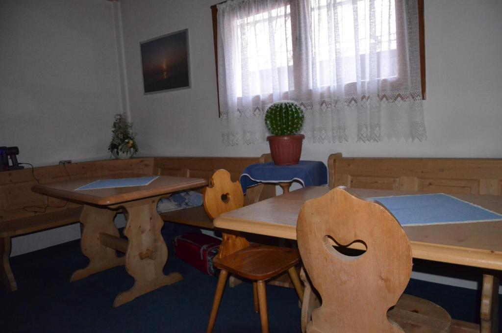 Chalet Valeruz カナツェーイ エクステリア 写真